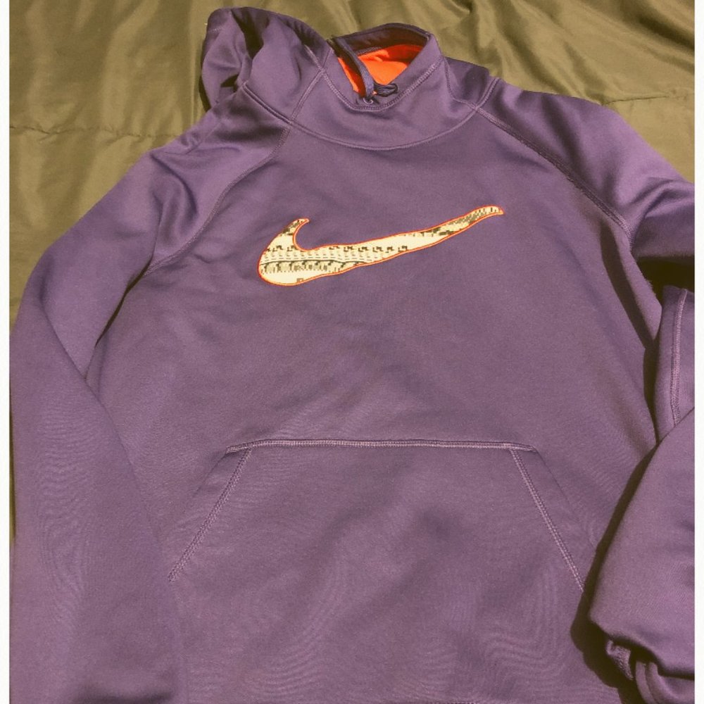 Girls Nike Med hoodie